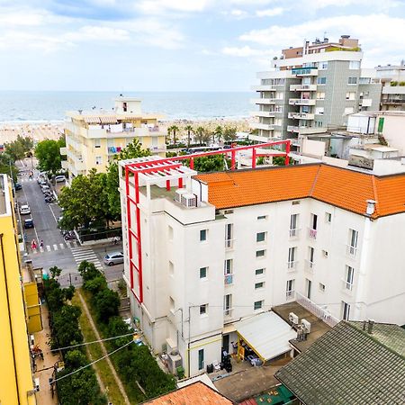 Hotel Amicizia Римини Экстерьер фото