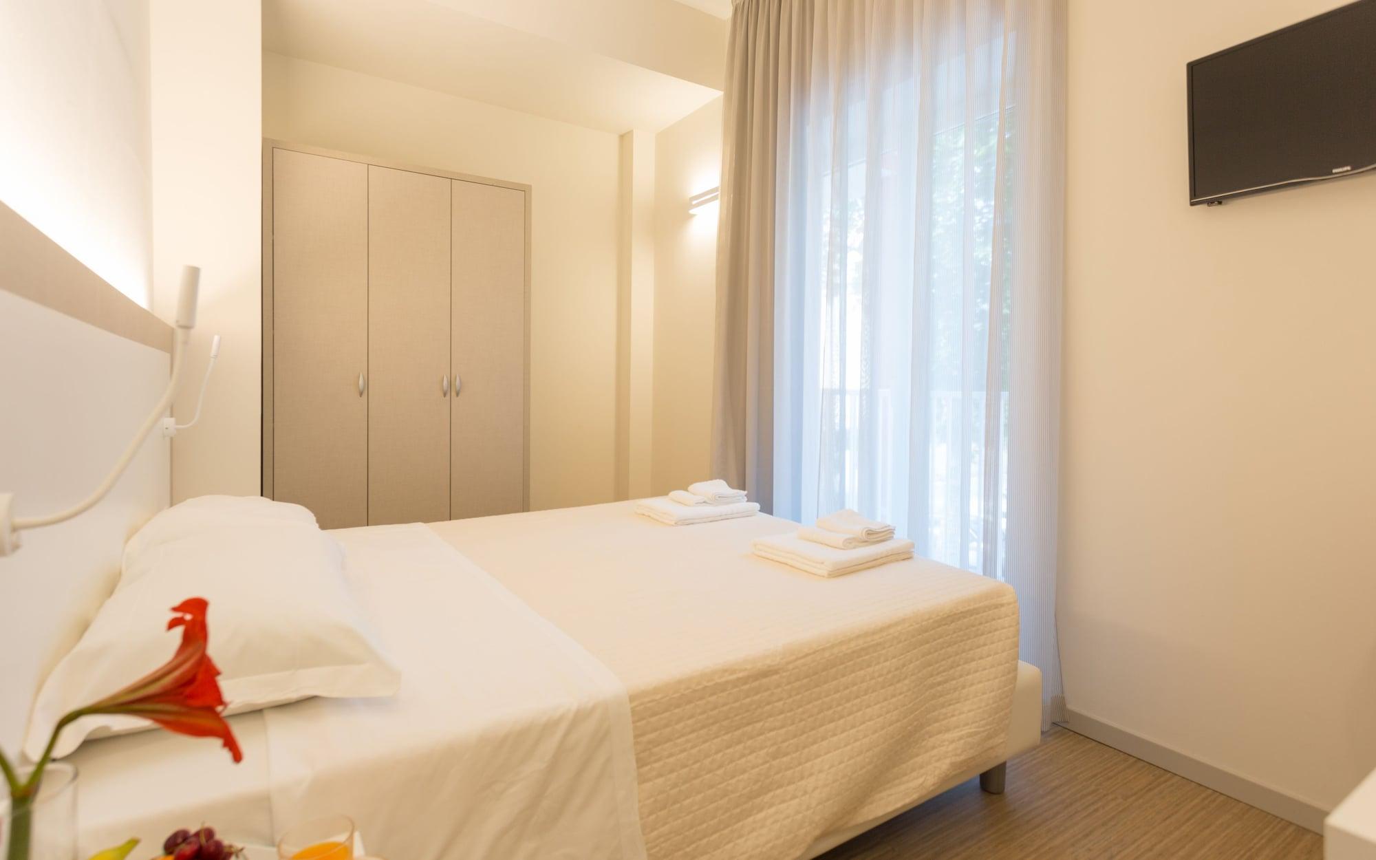 Hotel Amicizia Римини Экстерьер фото