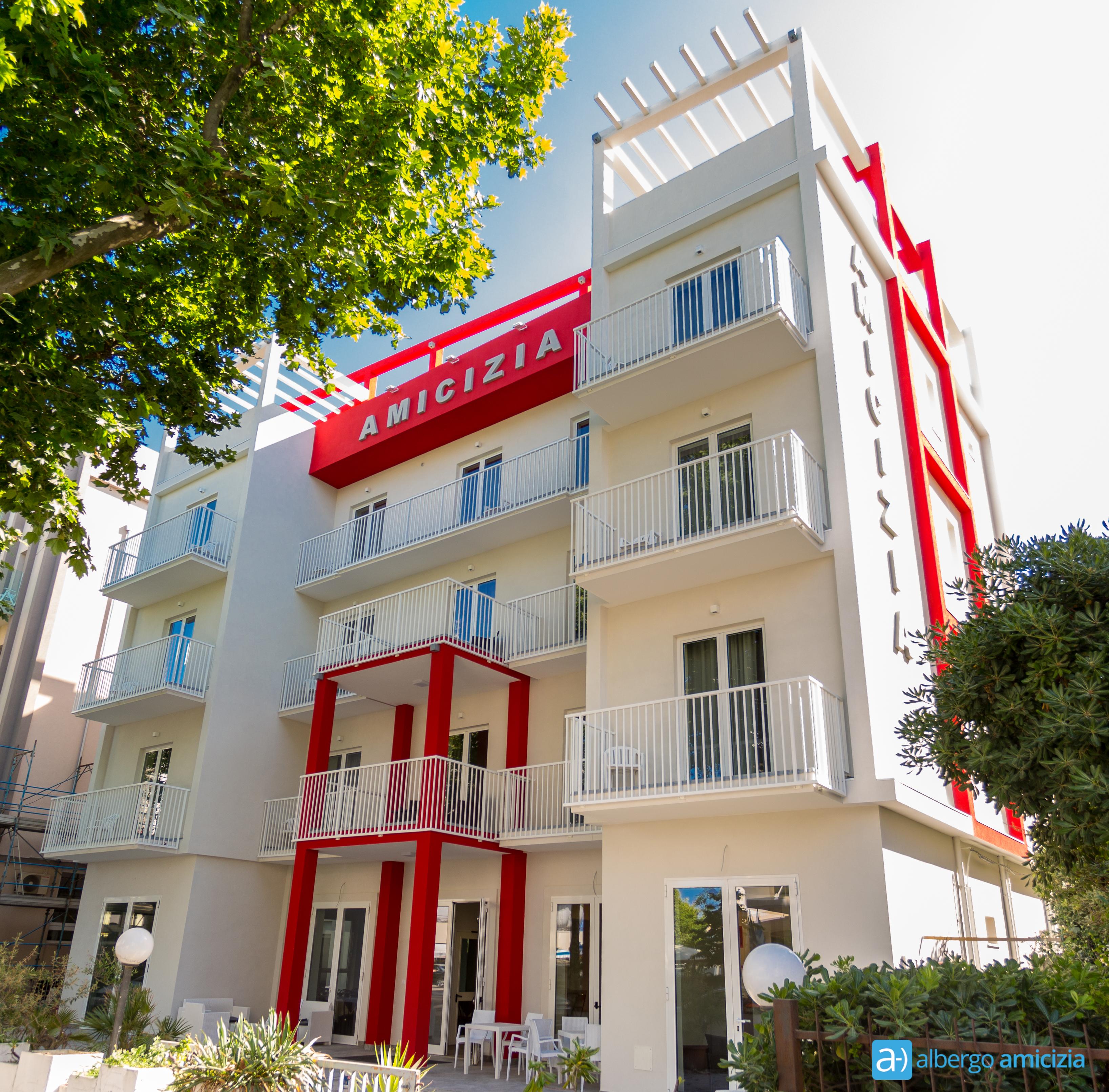 Hotel Amicizia Римини Экстерьер фото